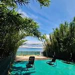 Mila's Pet Friendly House With Private Place And Sunbeds Included Bosana