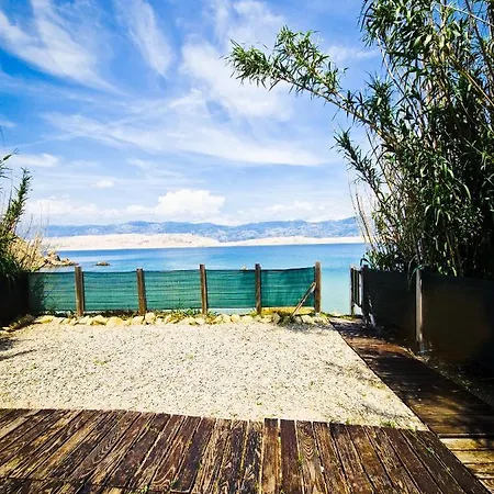 Apartman Mila's Pet Friendly House With Private Place And Sunbeds Included *