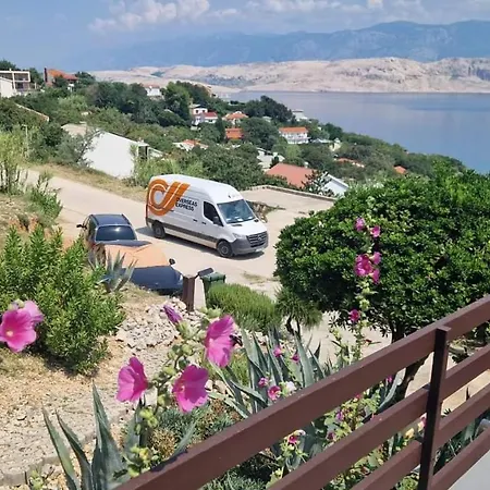 Apartment Mila Pet Friendly House With Private Place On The Pag Town