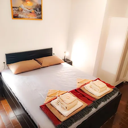 Mila Pet Friendly House With Private Place On The Apartmán Pag Town
