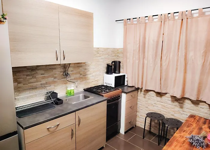 Apartment Mila's Pet Friendly House With Private Place And Sunbeds Included Bosana