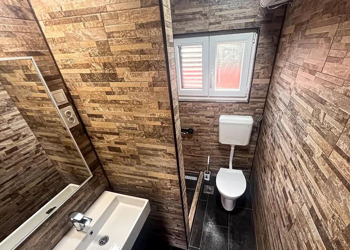 Mila's Pet Friendly House With Private Place And Sunbeds Included * Bosana