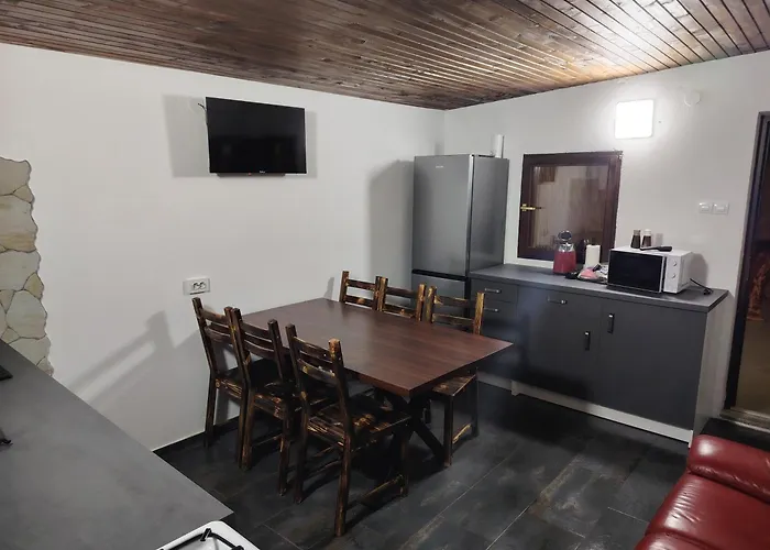 Mila's Pet Friendly House With Private Place And Sunbeds Included * Bosana