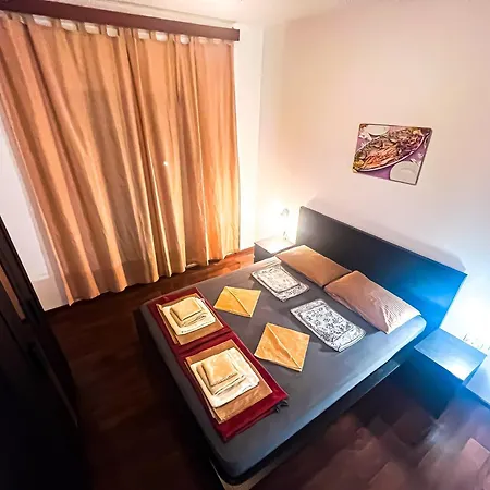 Daire Mila's Pet Friendly House With Private Place And Sunbeds Included Bosana